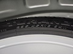 2013款 3.0L 自动 尊贵型