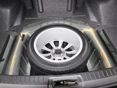2013款 3.0L 自动 尊贵型