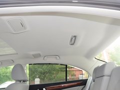 2013款 3.0L 自动 尊贵型