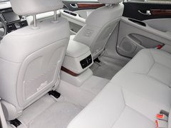 2013款 3.0L 自动 尊贵型
