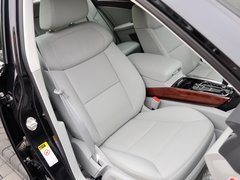 2013款 3.0L 自动 尊贵型