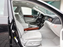 2013款 3.0L 自动 尊贵型