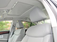 2013款 3.0L 自动 尊贵型