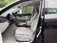 2013款 3.0L 自动 尊贵型