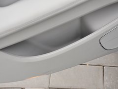 2013款 3.0L 自动 尊贵型