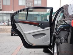 2013款 3.0L 自动 尊贵型