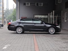 2013款 3.0L 自动 尊贵型