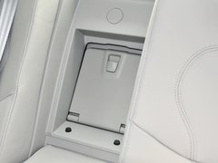 红旗H7 2013款 3.0L 自动 尊贵型