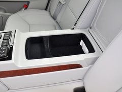 2013款 3.0L 自动 尊贵型