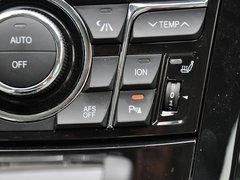 2013款 3.0L 自动 尊贵型