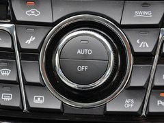 2013款 3.0L 自动 尊贵型