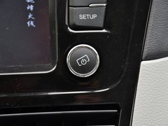 2013款 3.0L 自动 尊贵型