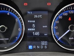 2013款 3.0L 自动 尊贵型