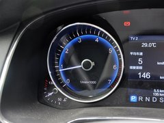 2013款 3.0L 自动 尊贵型
