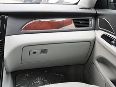 2013款 3.0L 自动 尊贵型
