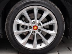 2013款 3.0L 自动 尊贵型