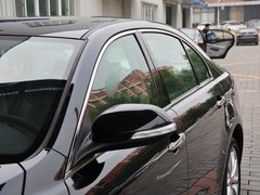 2013款 3.0L 自动 尊贵型