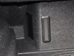 2013款 3.0L 自动 尊贵型