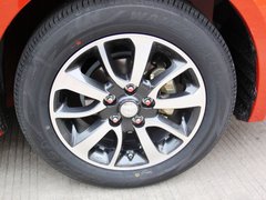 2013款 1.5L CVT 女性精英版
