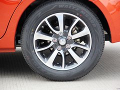 2013款 1.5L CVT 女性精英版