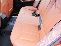 2013款 1.5L CVT 女性精英版