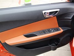 2013款 1.5L CVT 女性精英版