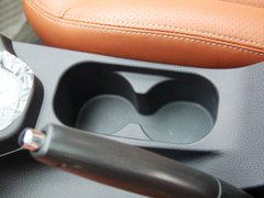 2013款 1.5L CVT 女性精英版
