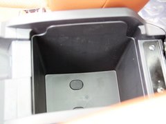 2013款 1.5L CVT 女性精英版
