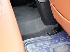 2013款 1.5L CVT 女性精英版