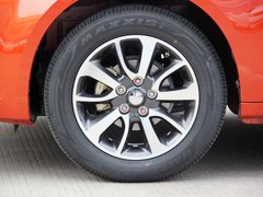 2013款 1.5L CVT 女性精英版