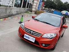 2013款 1.5L CVT 女性精英版