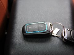 2013款 1.5L CVT 女性精英版