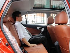2013款 1.5L CVT 女性精英版