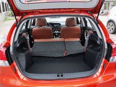 2013款 1.5L CVT 女性精英版