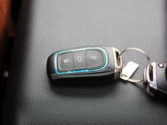 2013款 1.5L CVT 女性精英版