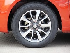 2013款 1.5L CVT 女性精英版