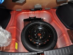 2013款 1.5L CVT 女性精英版