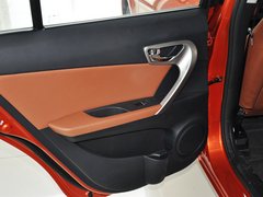 2013款 1.5L CVT 女性精英版