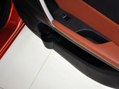 2013款 1.5L CVT 女性精英版