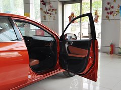 2013款 1.5L CVT 女性精英版