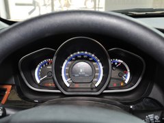 2013款 1.5L CVT 女性精英版