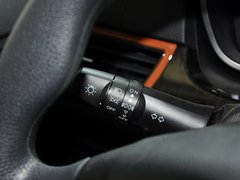 2013款 1.5L CVT 女性精英版