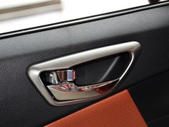 2013款 1.5L CVT 女性精英版