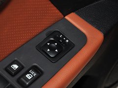 2013款 1.5L CVT 女性精英版
