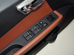 2013款 1.5L CVT 女性精英版