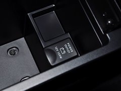 2013款 2.0L CVT 两驱时尚型5座