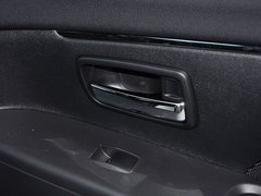 2013款 2.0L CVT 两驱时尚型5座