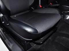 2013款 2.0L CVT 两驱时尚型5座