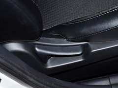 2013款 2.0L CVT 两驱时尚型5座