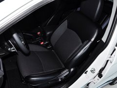 2013款 2.0L CVT 两驱时尚型5座